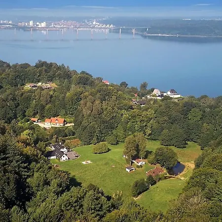 Appartement Naturskon Landidyl Pa Ibaekgaarden - I Egen Bolig