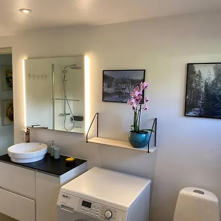 Naturskon Landidyl Pa Ibaekgaarden - I Egen Bolig Vejle