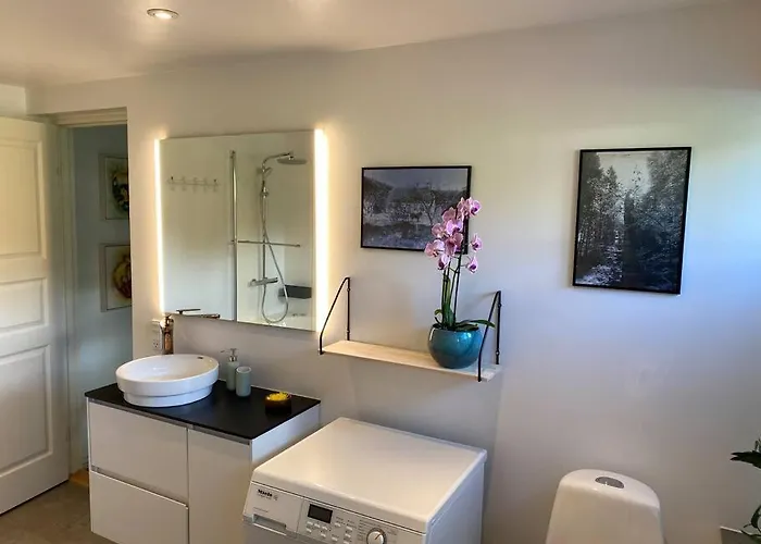 Naturskon Landidyl Pa Ibaekgaarden - I Egen Bolig Vejle