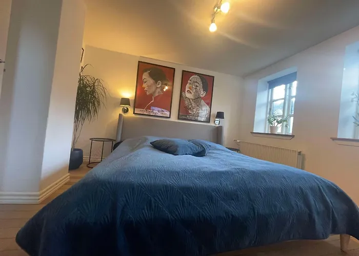 Naturskon Landidyl Pa Ibaekgaarden - I Egen Bolig Apartment