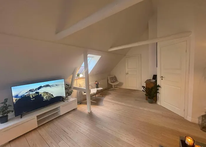 Naturskøn Landidyl På Ibækgaarden - I Egen Bolig Vejle